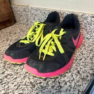 Nike Dual Fusion TR 2 Women’s Running Shoes Size 10 Black Pink Volt